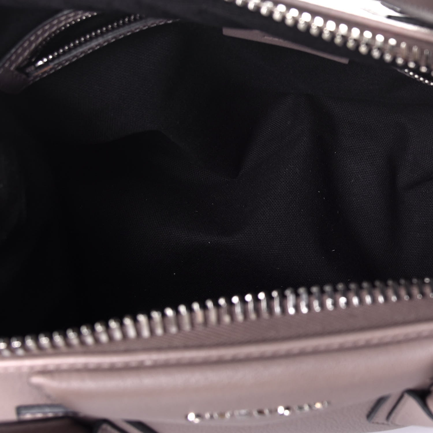 Givenchy Sugar Goatskin Small Antigona Mastic 6 of 9