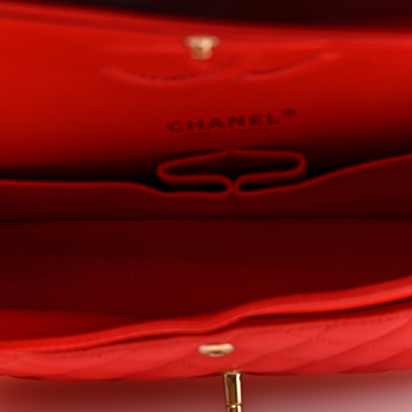 Caviar Quilted Medium Double Flap Red