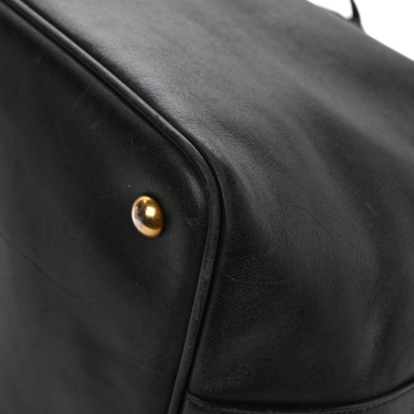 Calfskin Large Emmanuelle Bucket Bag Black