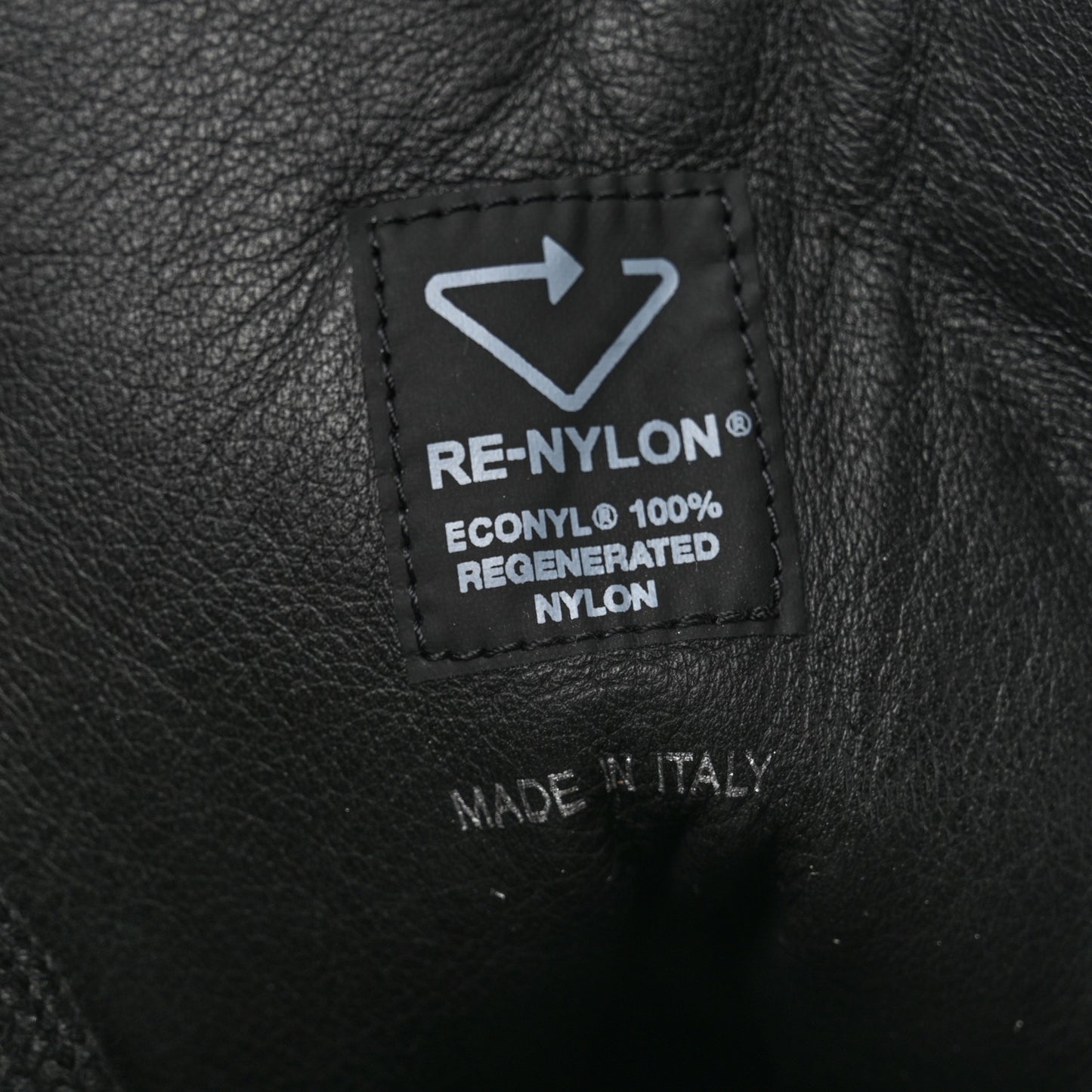 Spazzolato Re-Nylon Metal Triangle Logo Mens Combat Boots 9 Black