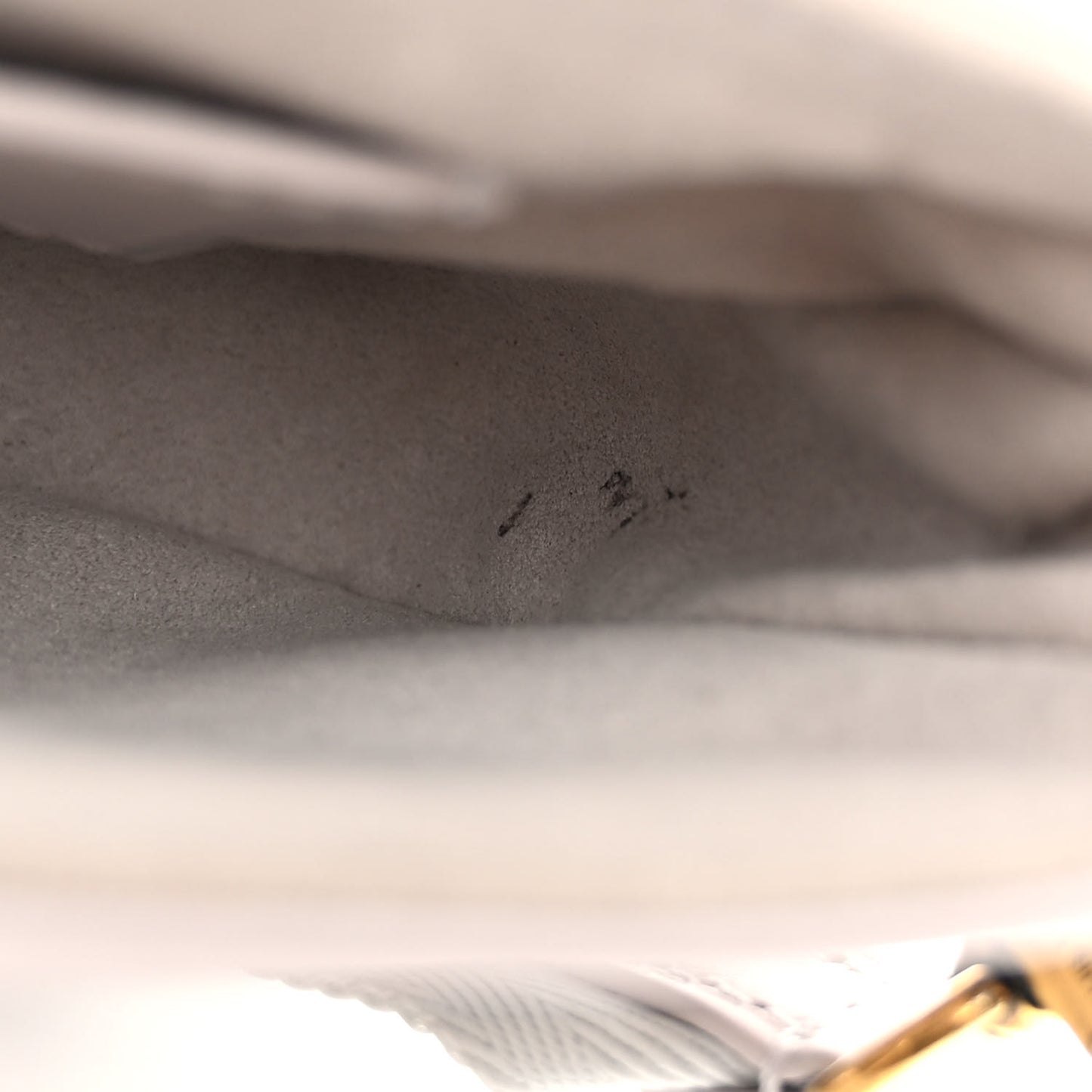 Calfskin New Wave Multi Pochette Brume