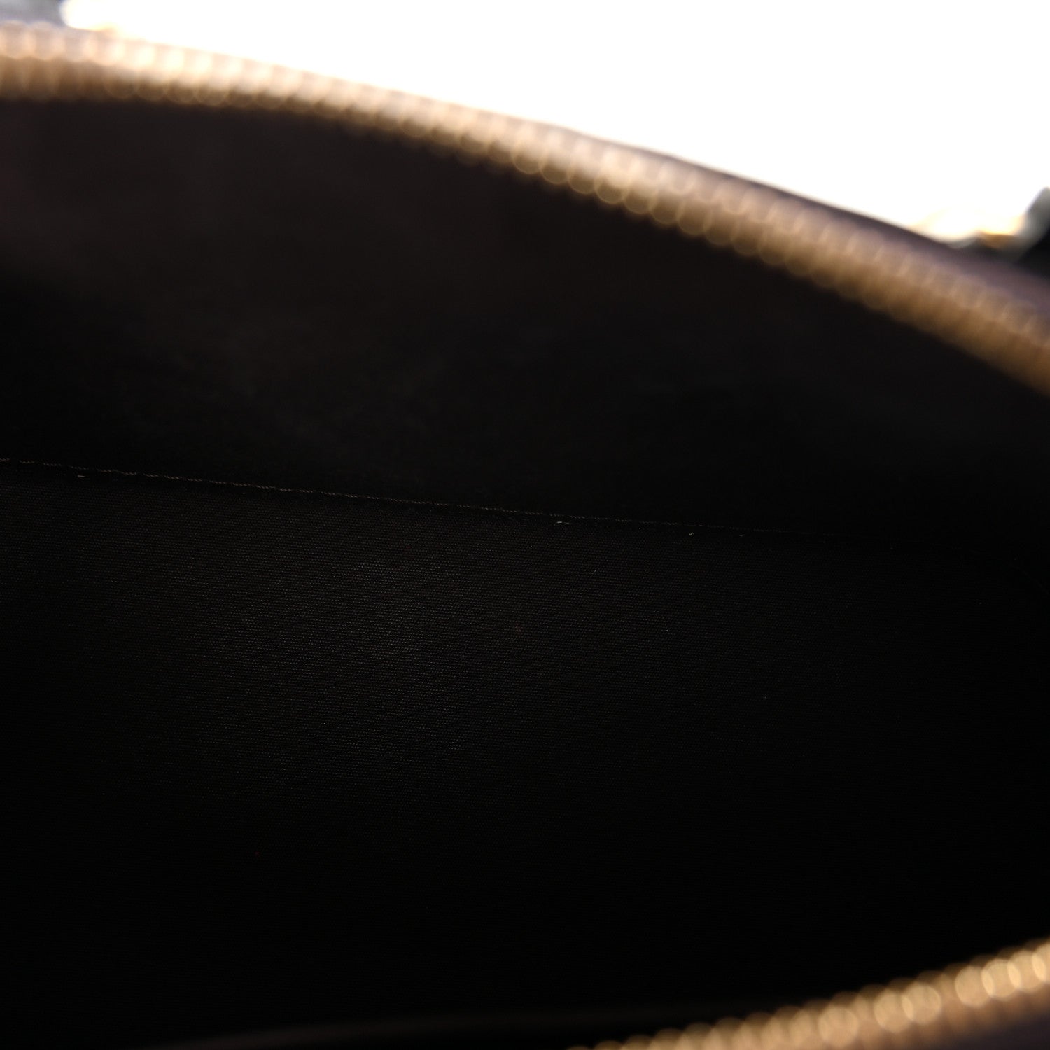 Louis Vuitton Vernis Alma BB Amarante 5 of 10