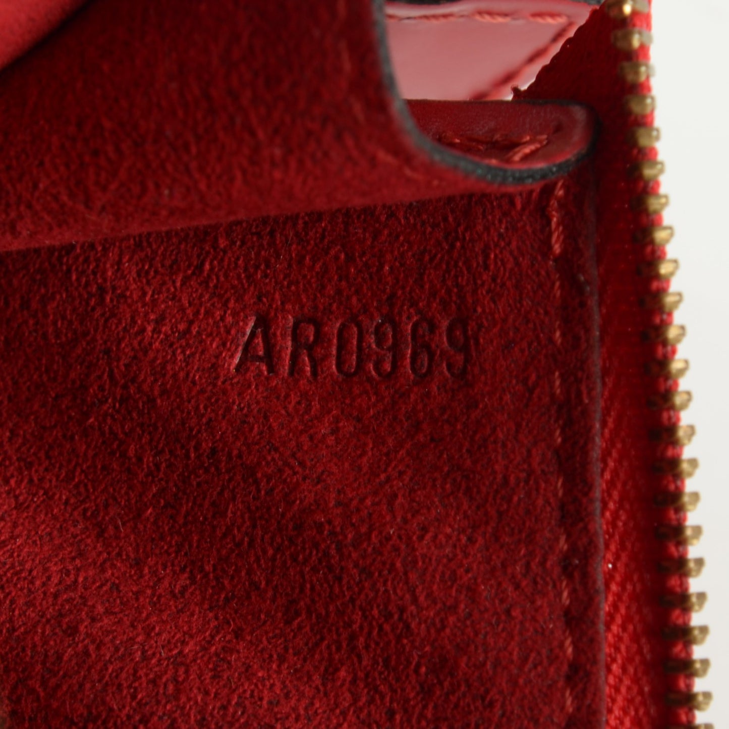 Epi Pochette Accessories 21 Rouge