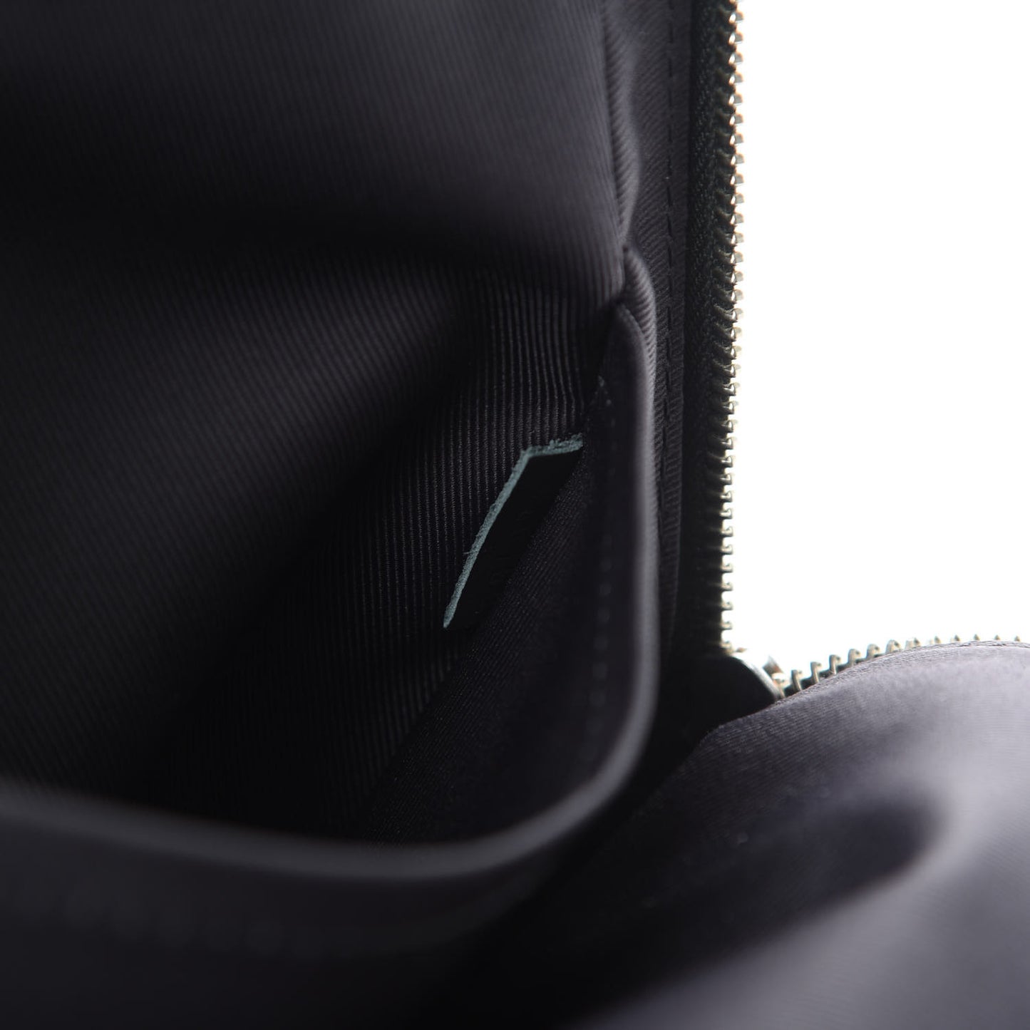 Damier Infini Avenue Sling Bag Onyx
