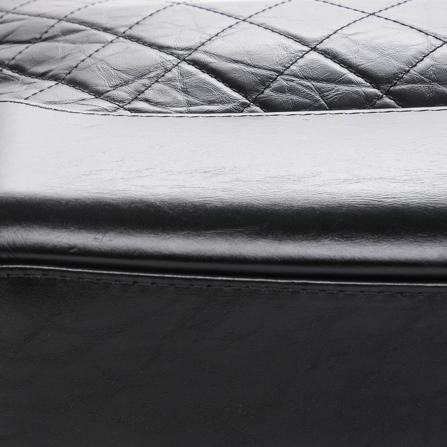 Aged Calfskin Quilted Medium Gabrielle Hobo Black