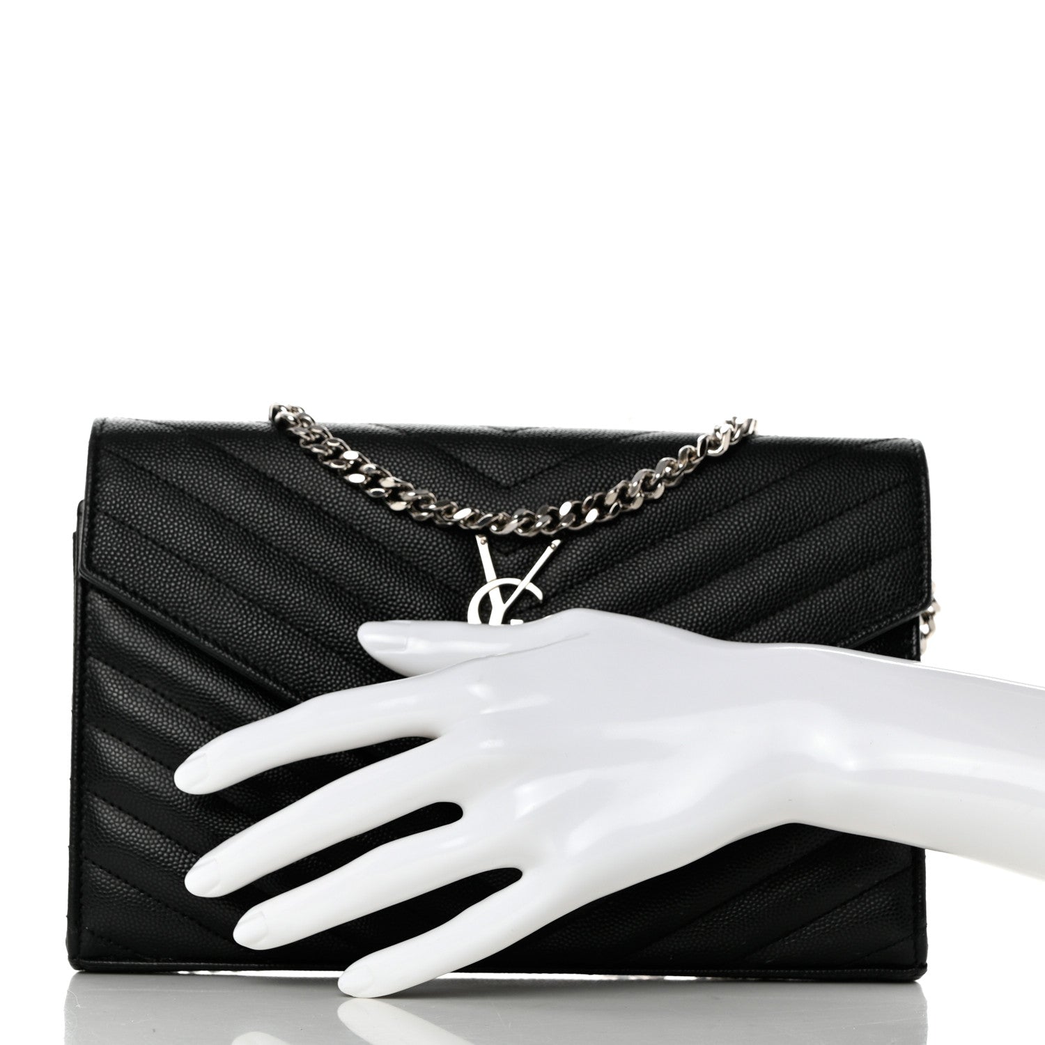 Saint Laurent Grain De Poudre Matelasse Chevron Monogram Chain Wallet Black 2 of 9