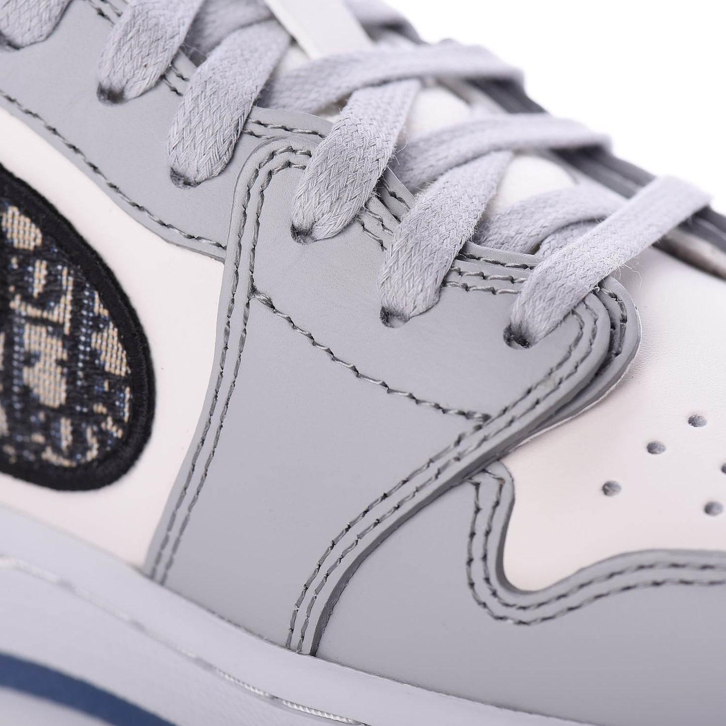 X NIKE AIR JORDAN Calfskin Mens Oblique Low Sneakers 40 Beige White