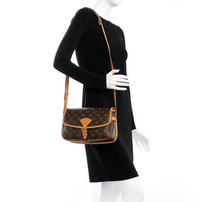 Louis Vuitton Monogram Sologne 2 of 11