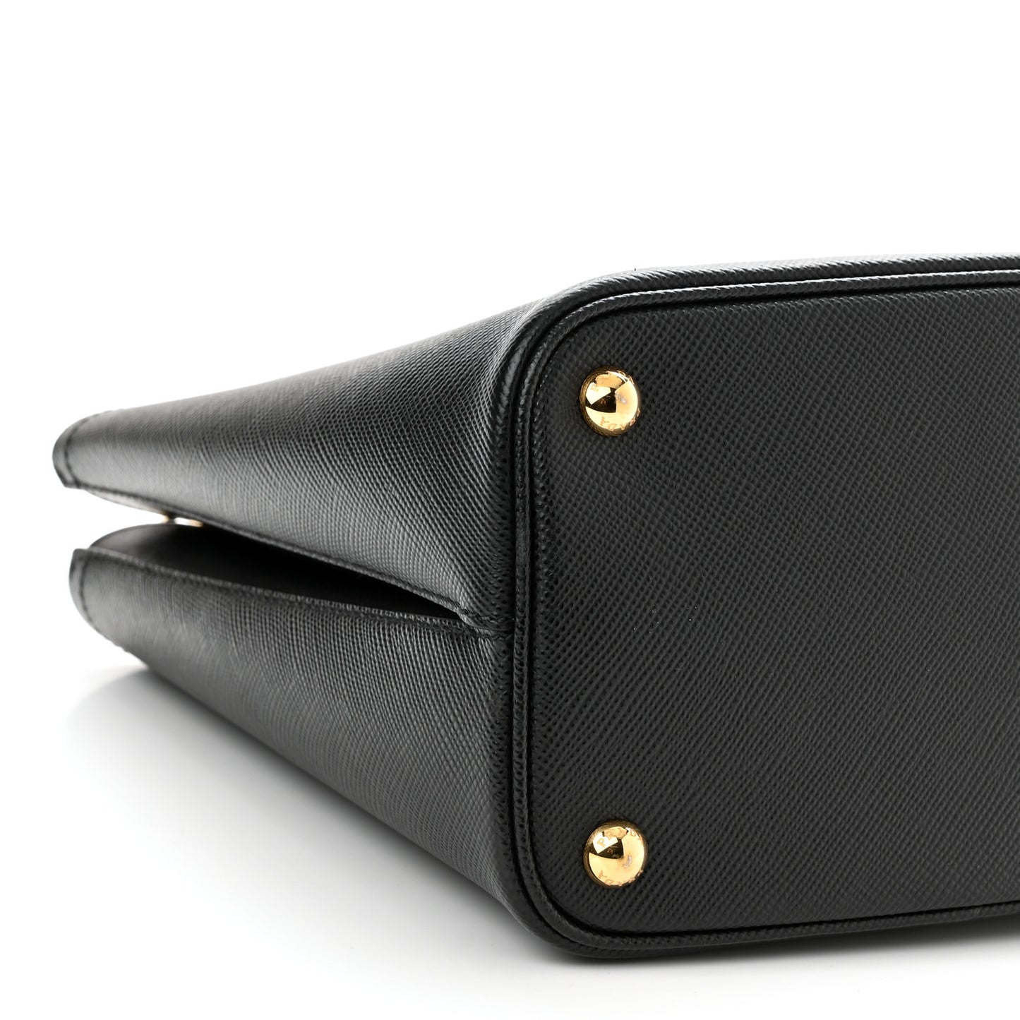 Saffiano Cuir Medium Panier Bucket Bag Black Fuoco