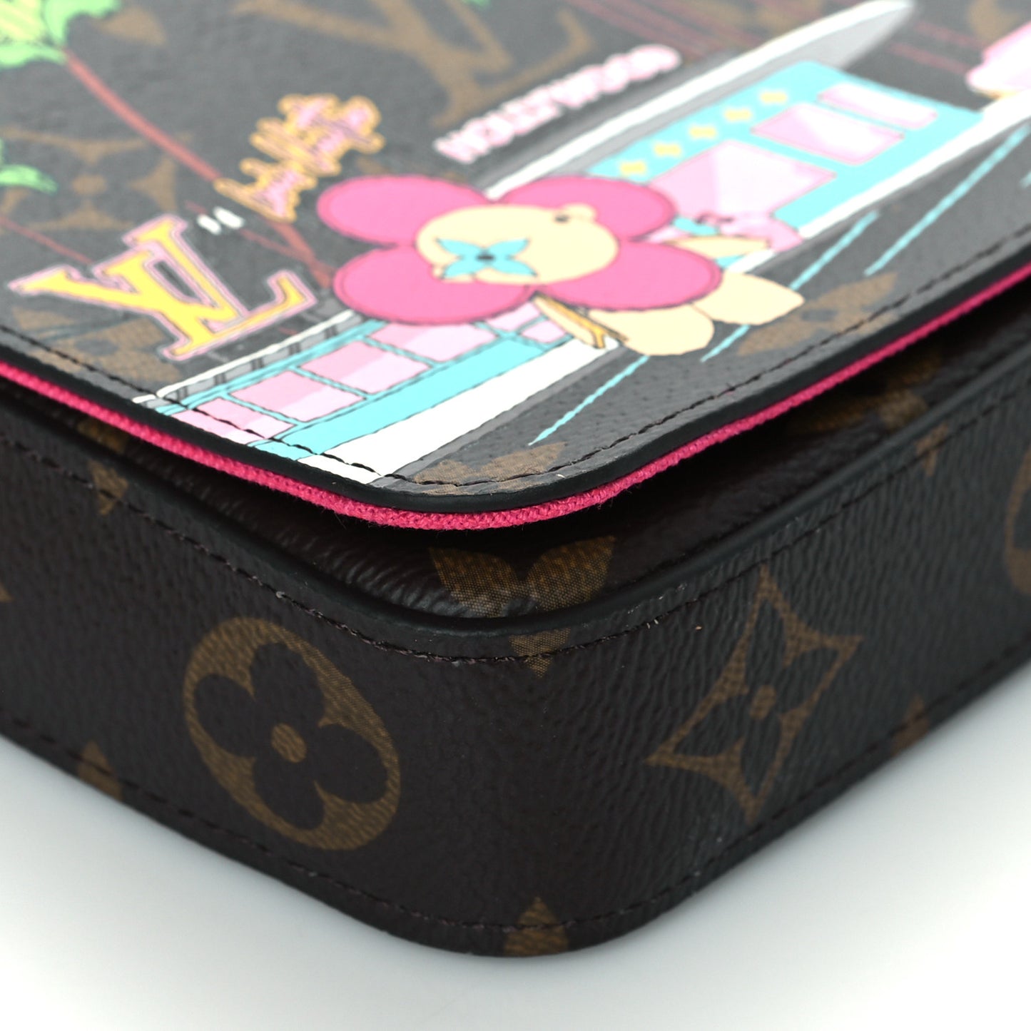 Monogram 2021 Christmas Animation Hollywood Pochette Felicie Chain Wallet Fuchsia