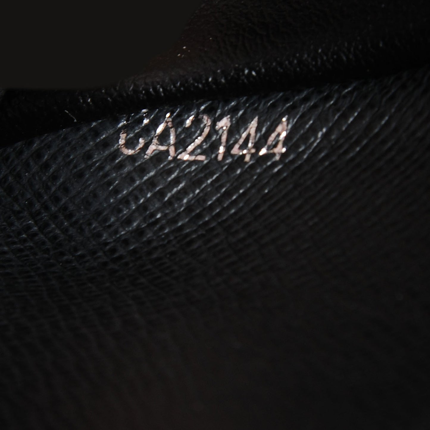 Taiga Vertical Zippy Wallet Ardoise
