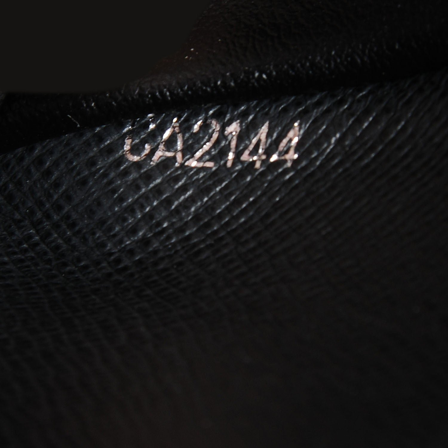 Louis Vuitton Taiga Vertical Zippy Wallet Ardoise 12 of 14