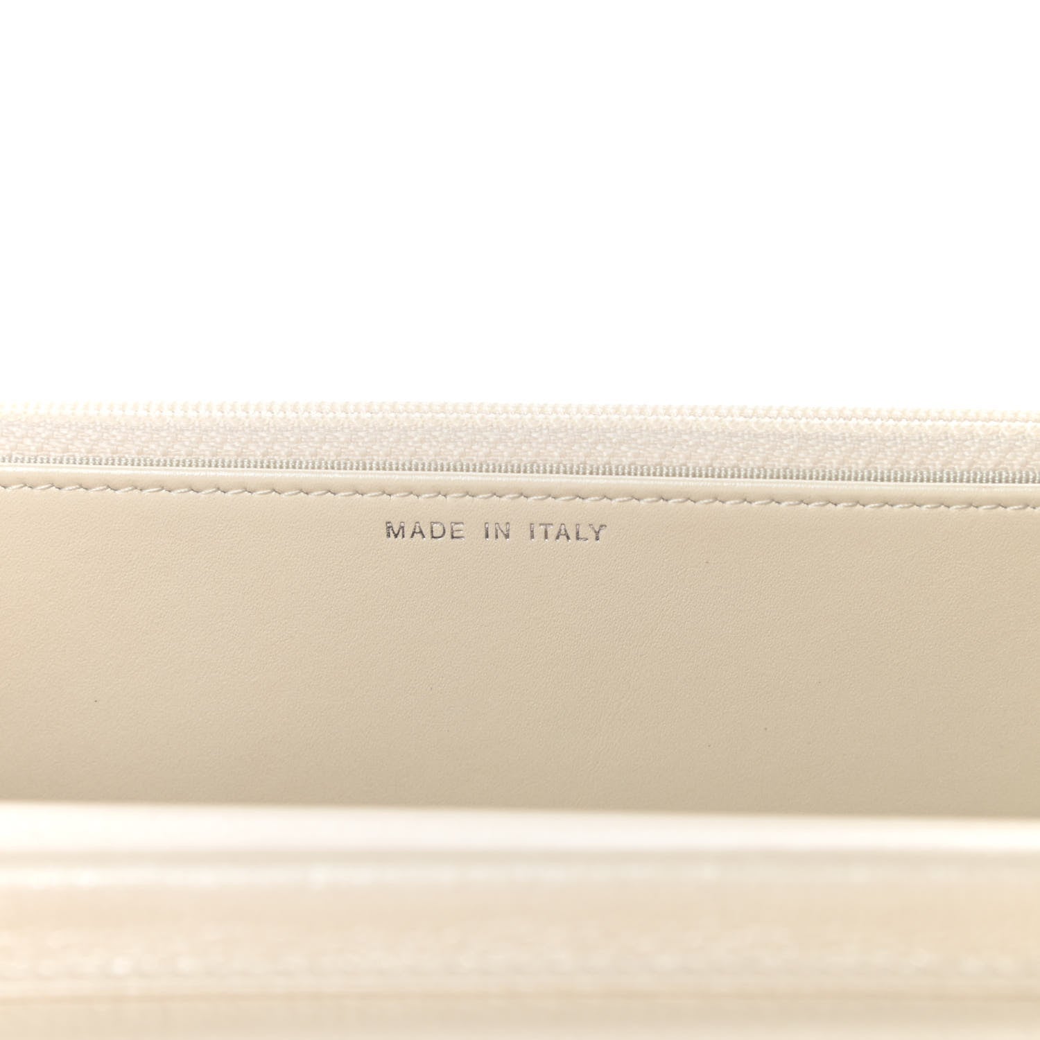 Chanel Metallic Calfskin Lucky Charms Casino 2.55 Reissue Wallet On Chain WOC Ivory 7 of 14