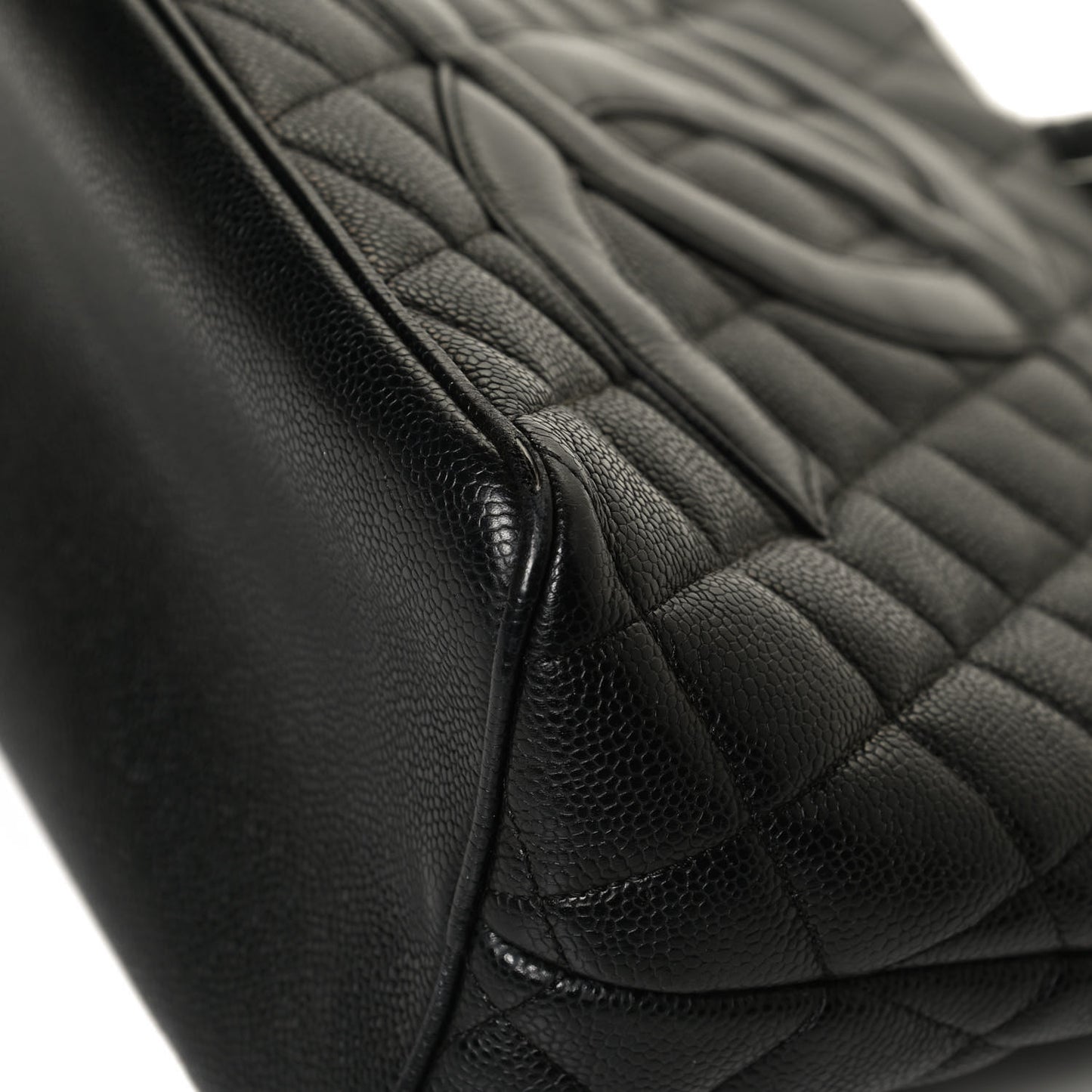 Caviar Quilted Medallion Tote Black