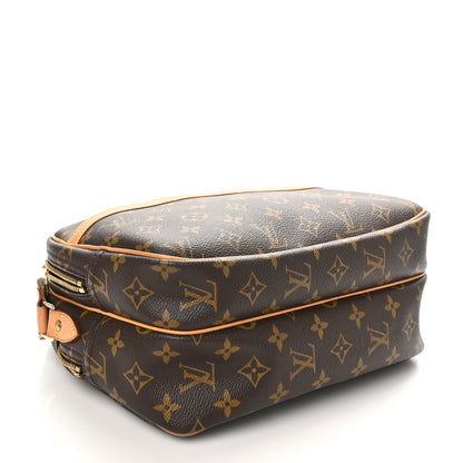 Louis Vuitton Monogram Reporter PM 4 of 10