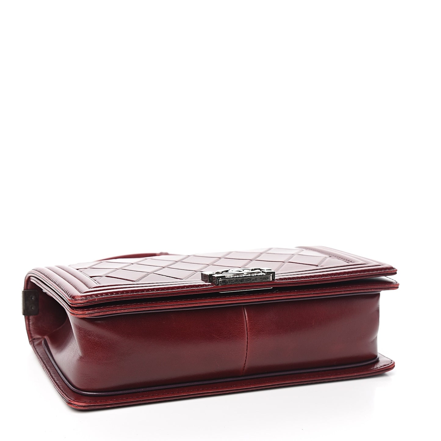 Calfskin Embossed New Medium Paris Salzburg Boy Flap Red