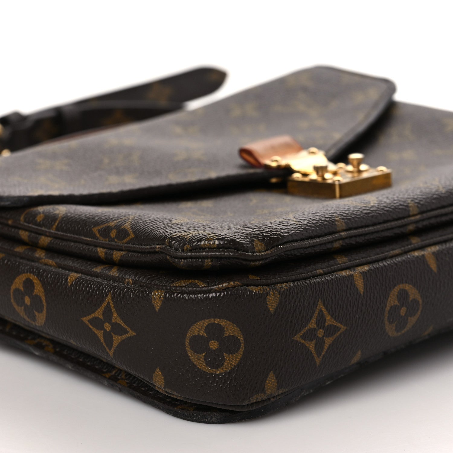 Louis Vuitton Monogram Pochette Metis 7 of 9