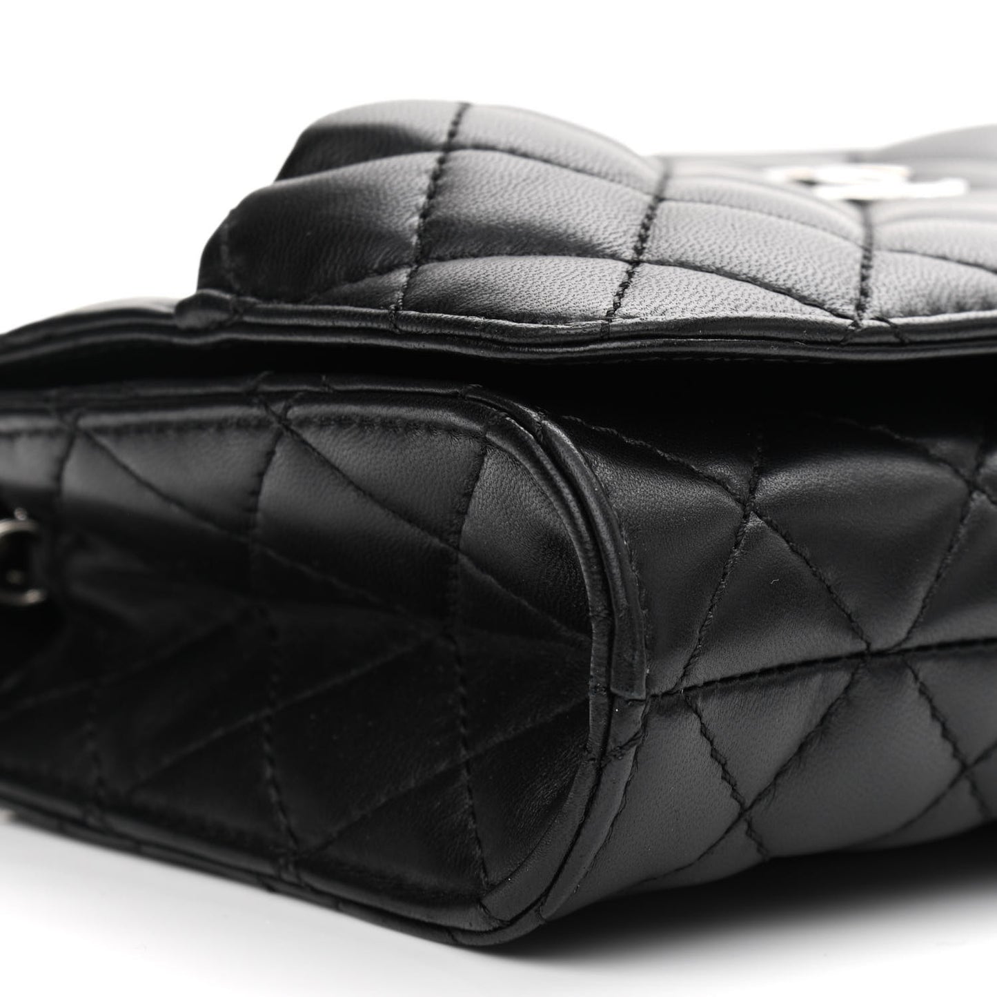 Lambskin Quilted Kiss Lock Flap Bag Black