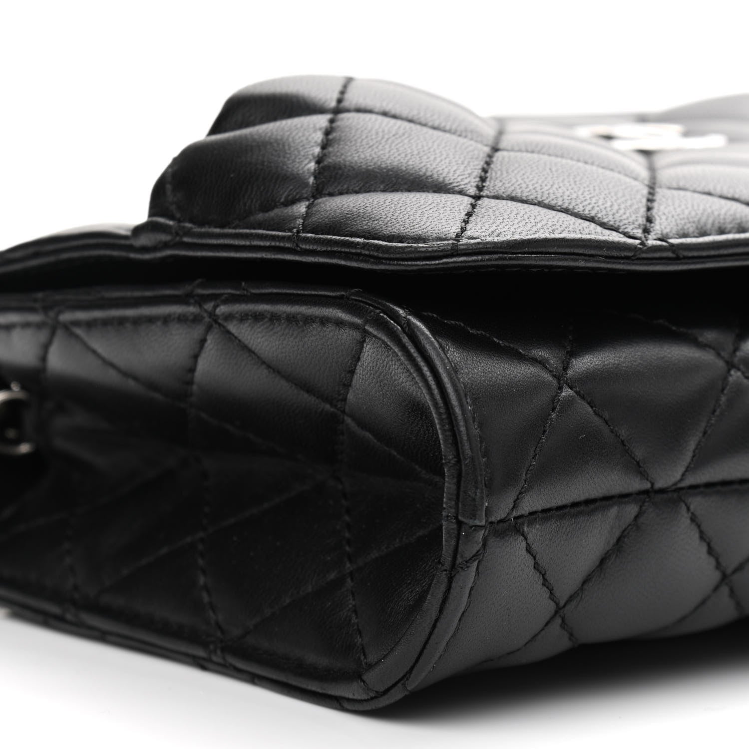 Chanel Lambskin Quilted Kiss Lock Flap Bag Black 9 of 13