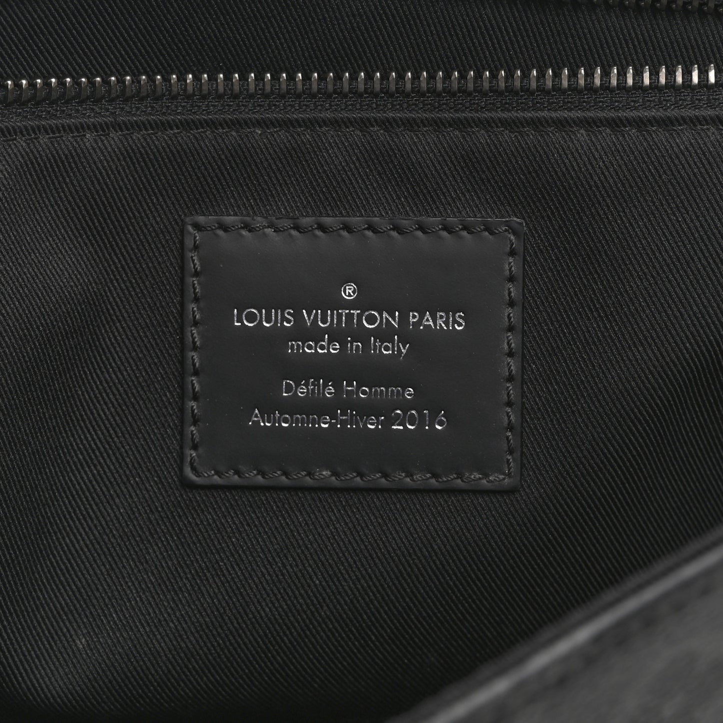 Monogram Eclipse Voyager PM Messenger