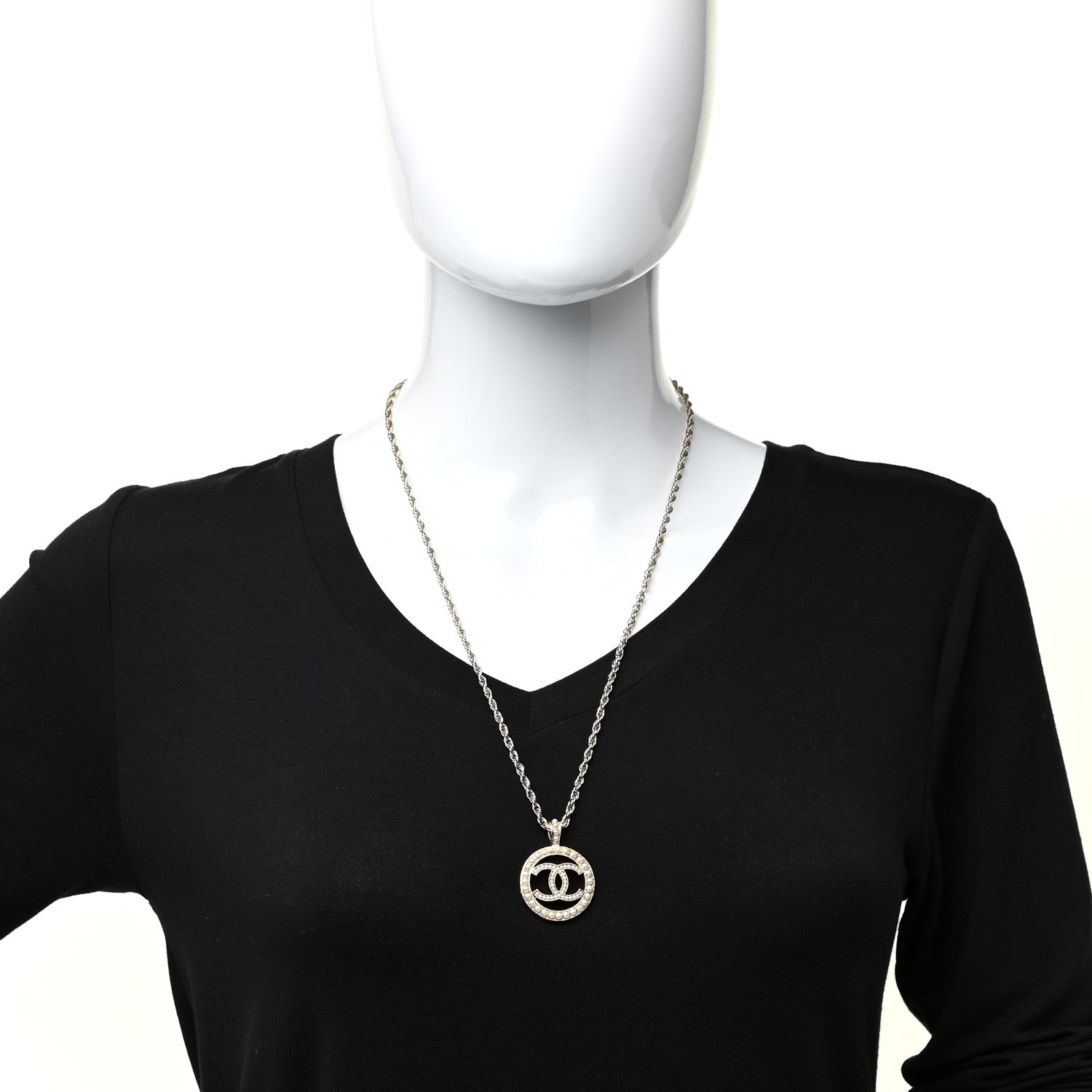 Chanel Pearl CC Round Pendant Necklace Gold 2 of 5