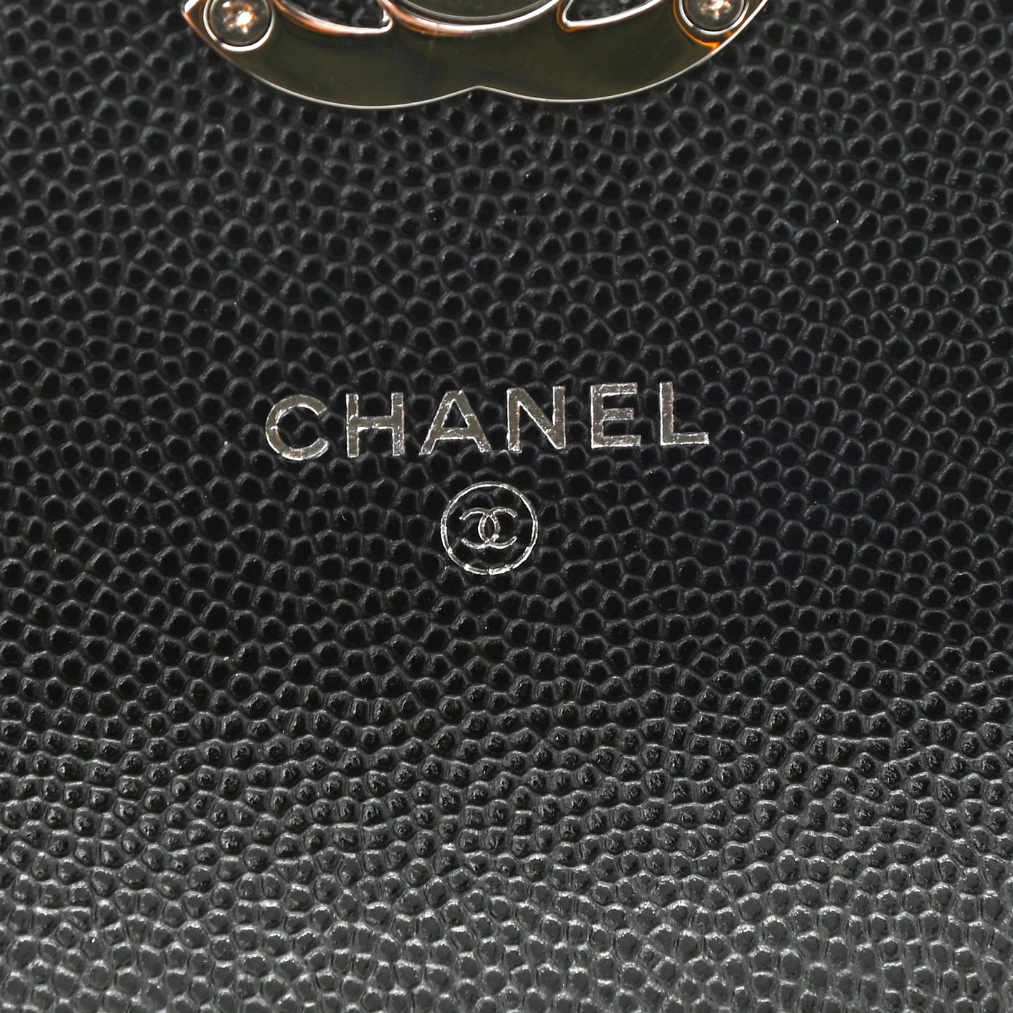 Caviar Quilted Pick Me Up Clutch With Chain Black