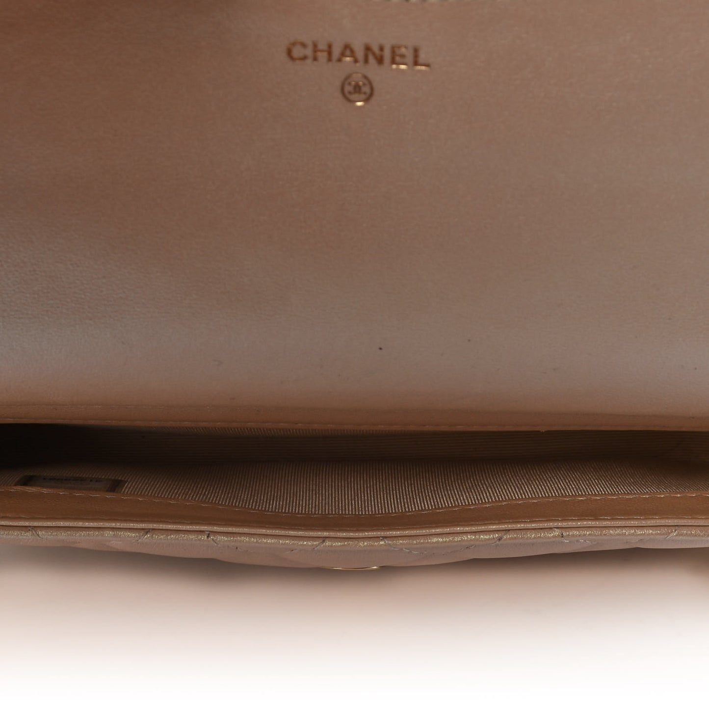 Iridescent Lambskin Quilted Flap Phone Holder With Chain Beige