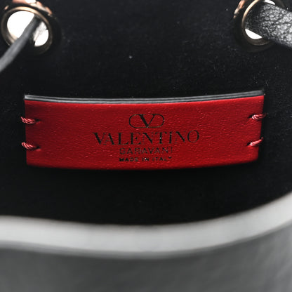 Valentino Garavani Grained Calfskin Rockstud Bucket Bag Black 6 of 9