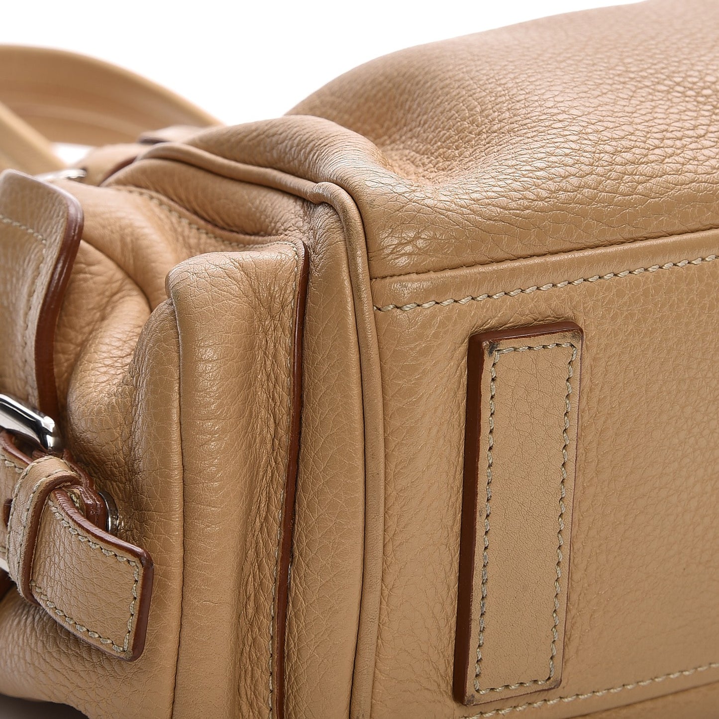 Vitello Daino Buckle Shoulder Bag Sabbia