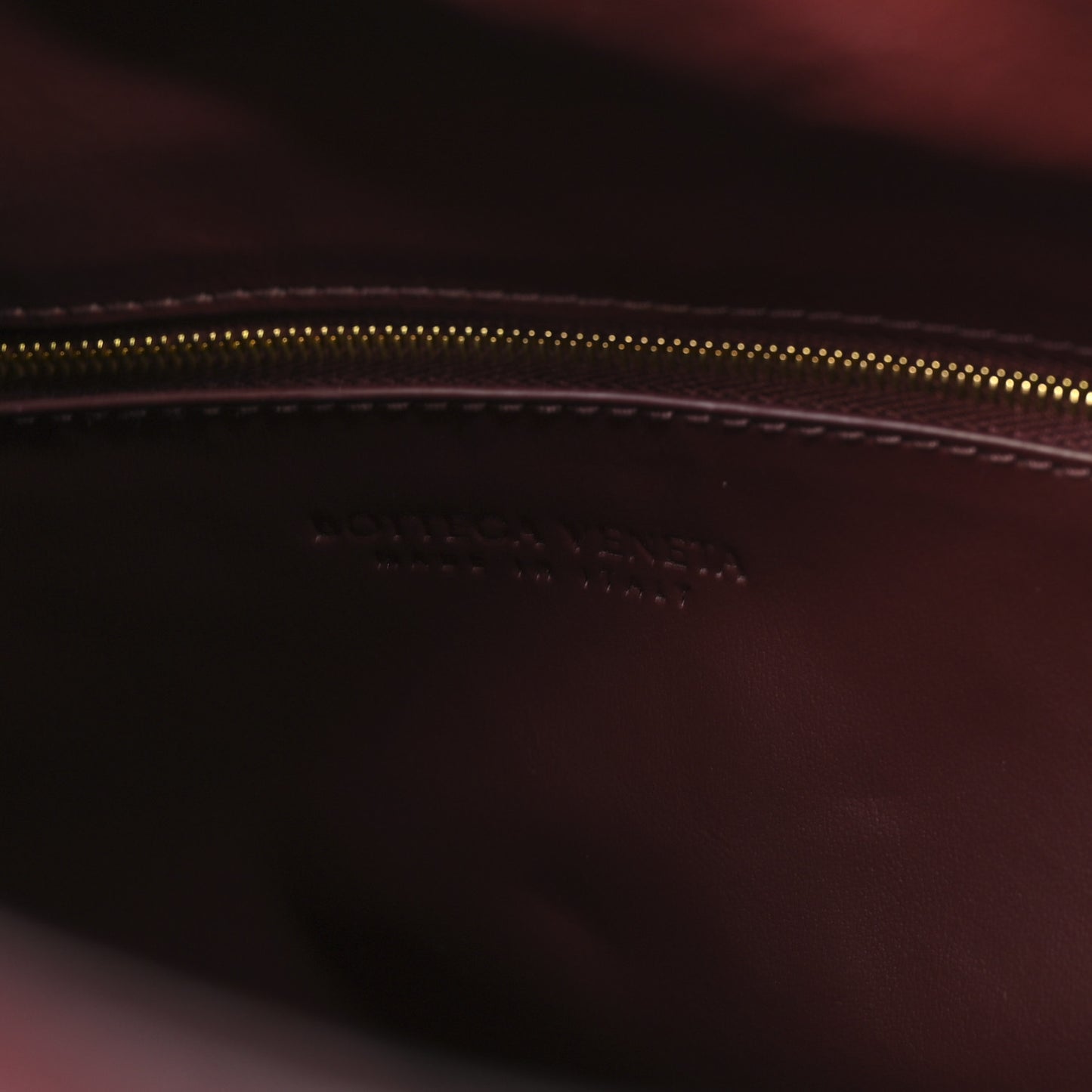 Calfskin Intrecciato Large Hop Barolo