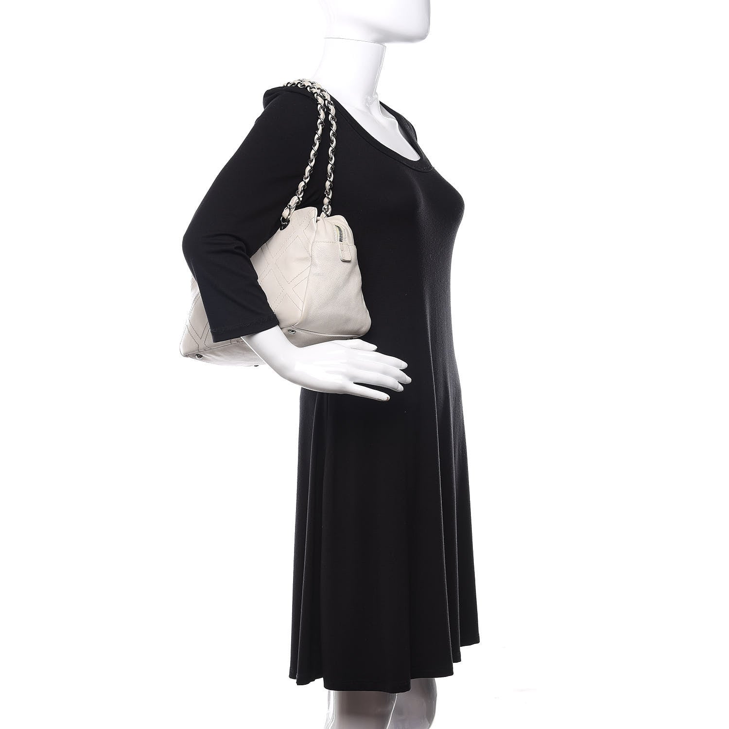 Chanel Calfskin Small Diamond Stitch Tote White 2 of 18