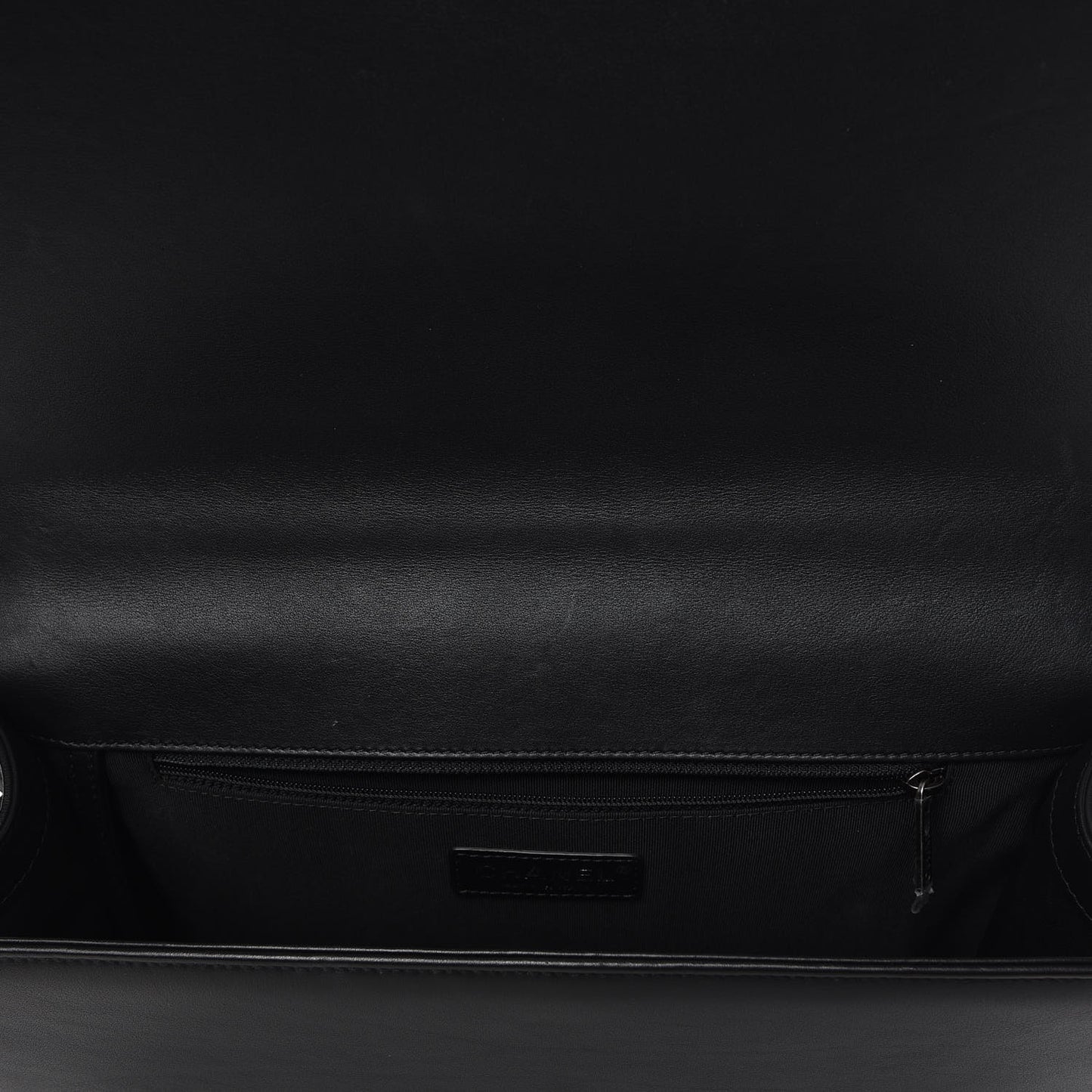Calfskin Quilted Large Boy Flap Black