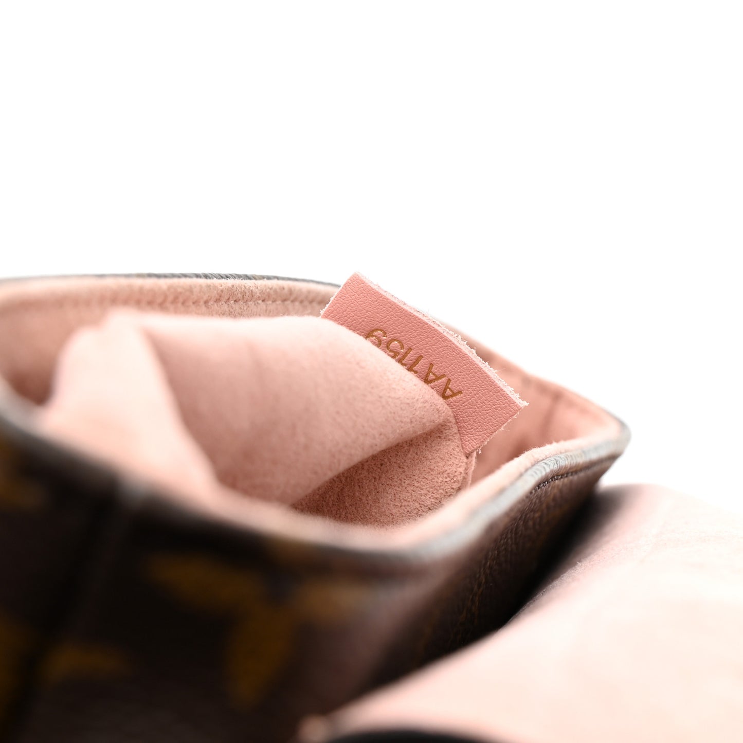 Monogram Locky BB Rose Poudre