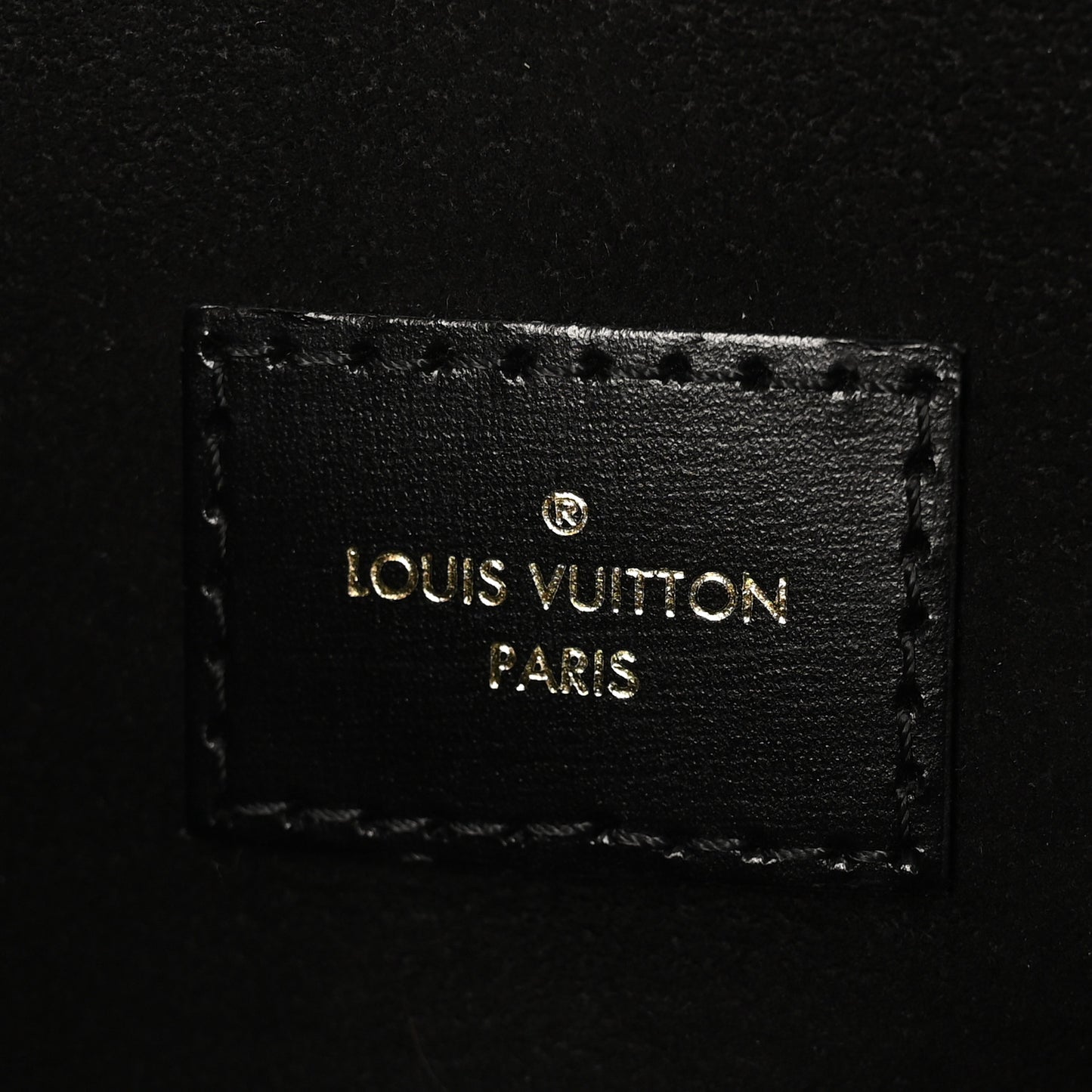Reverse Monogram Pochette Metis