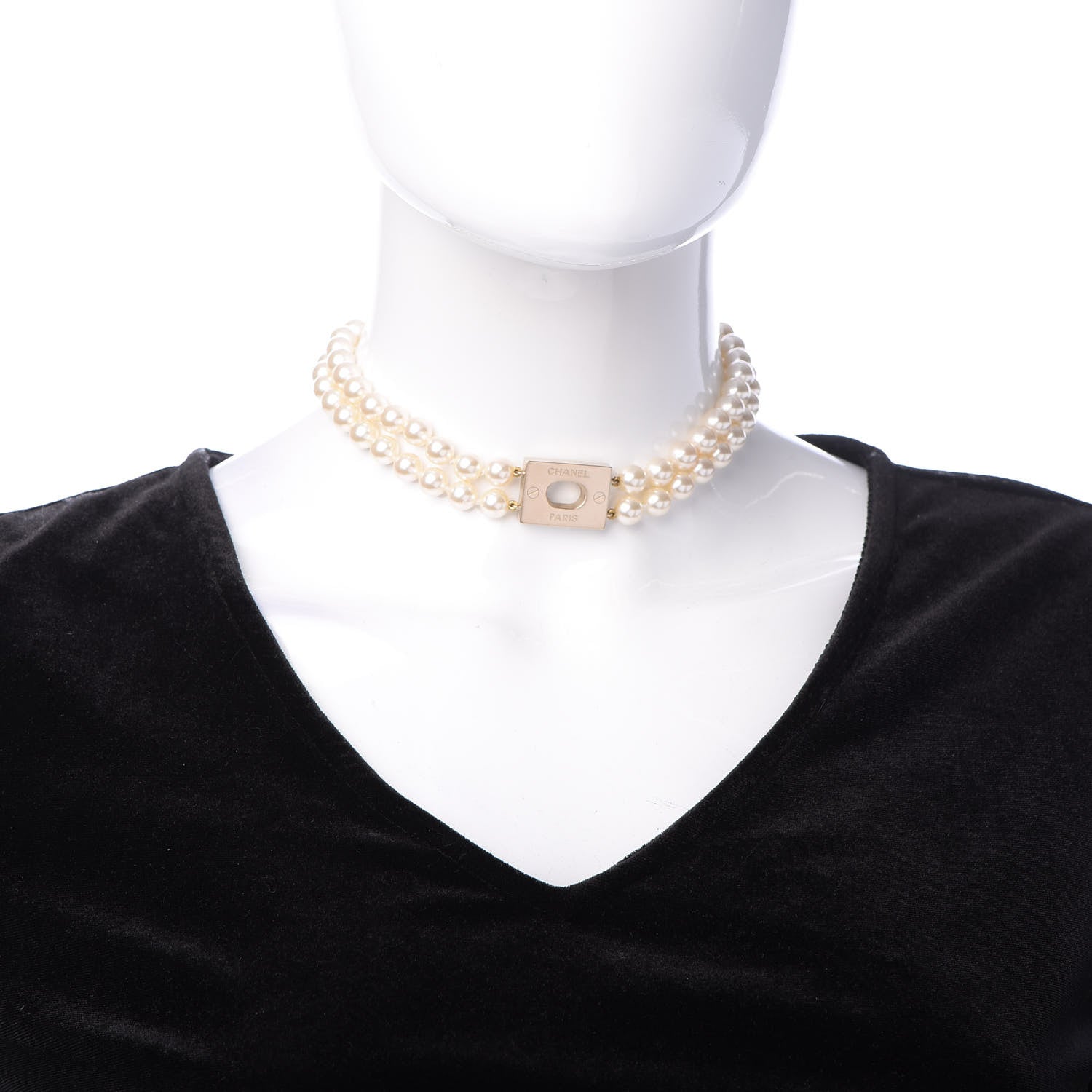 Chanel Pearl CC Short Necklace 2 of 4