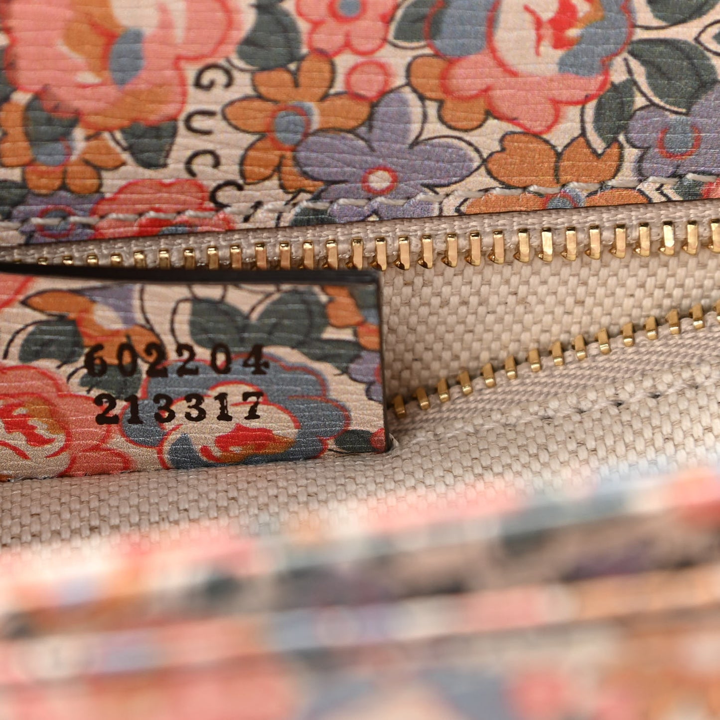 X LIBERTY OF LONDON Textured Calfskin Infinity Abbey Horsebit 1955 Shoulder Bag Perfect Pink Ivory