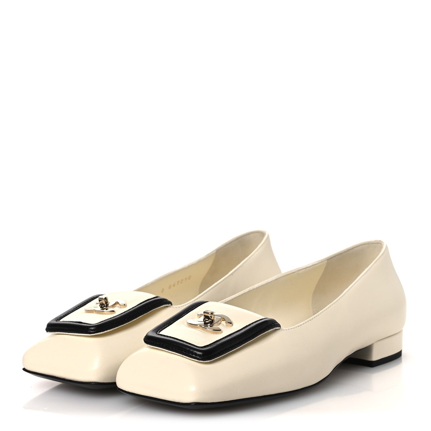 Chanel Lambskin Turnlock CC Ballet Flats 36 Ivory Black 4 of 11