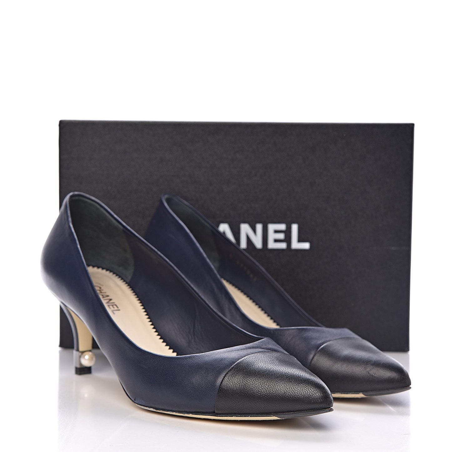 Lambskin Cap Toe Pearl Pumps 39 Navy Blue Black