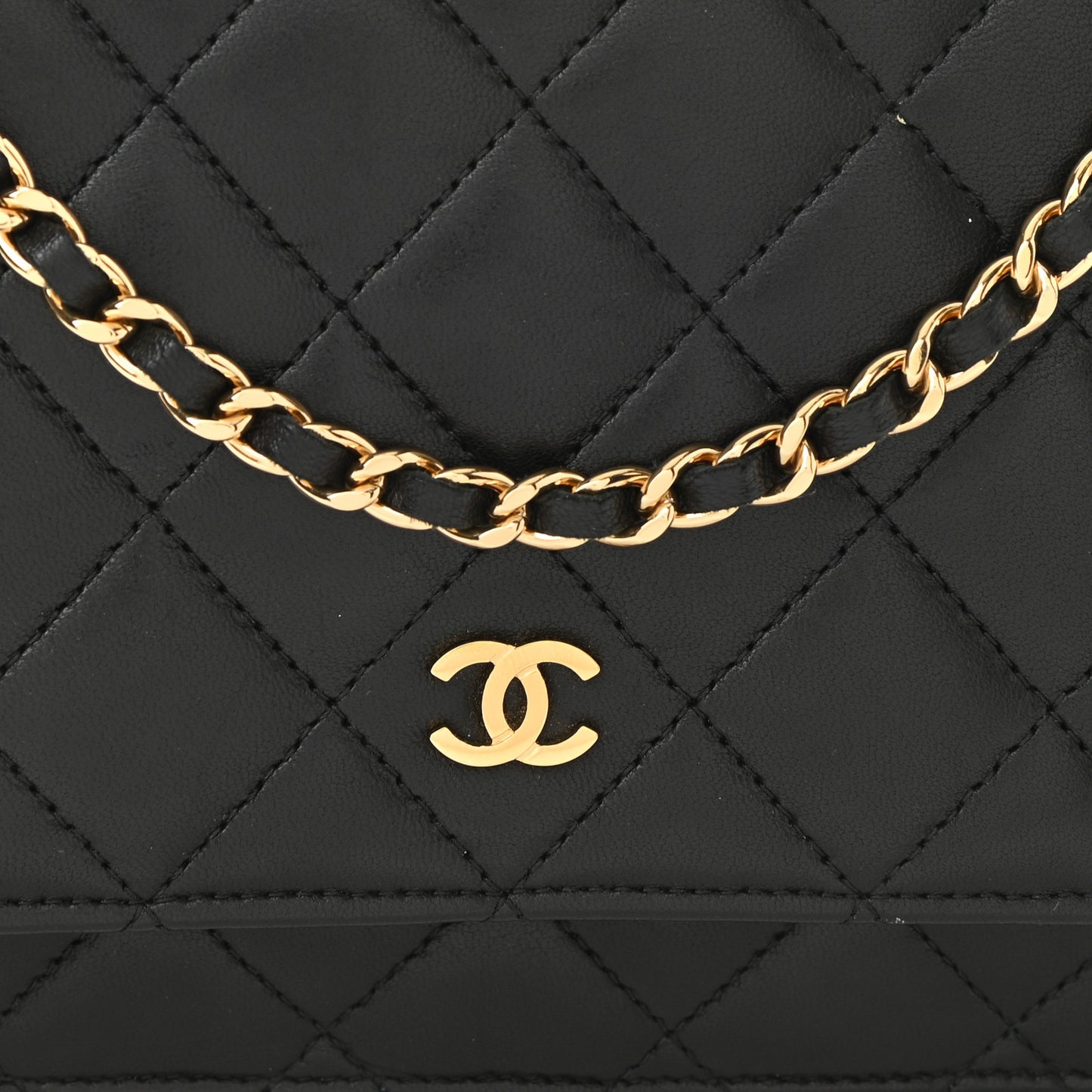 Lambskin Quilted Wallet On Chain WOC Black