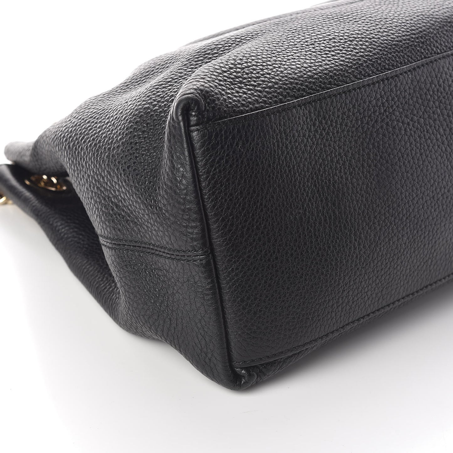 Pebbled Calfskin Medium Soho Chain Shoulder Bag Black