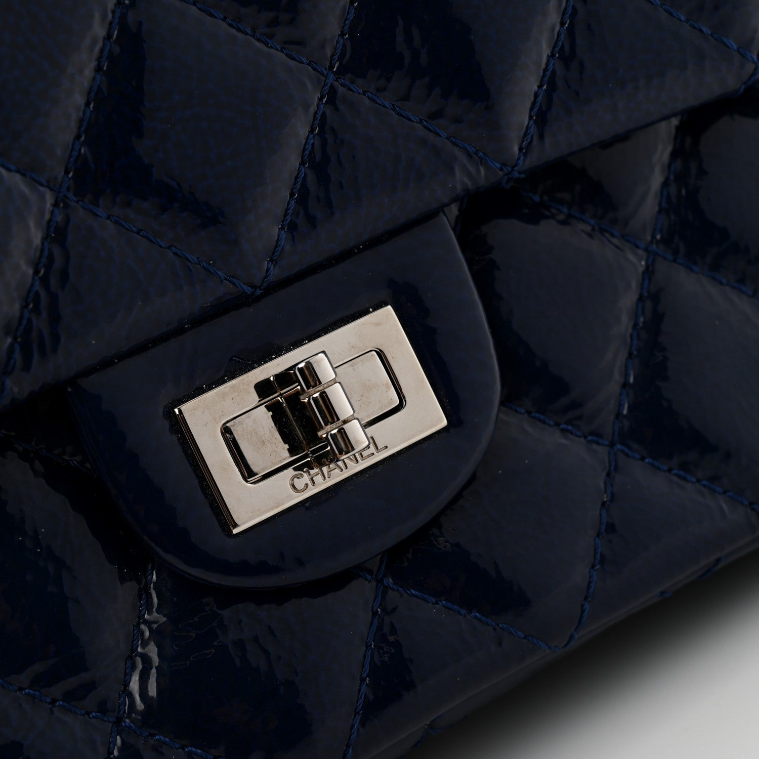 Chanel Patent Quilted 2.55 Reissue 226 Flap Navy 11 of 13