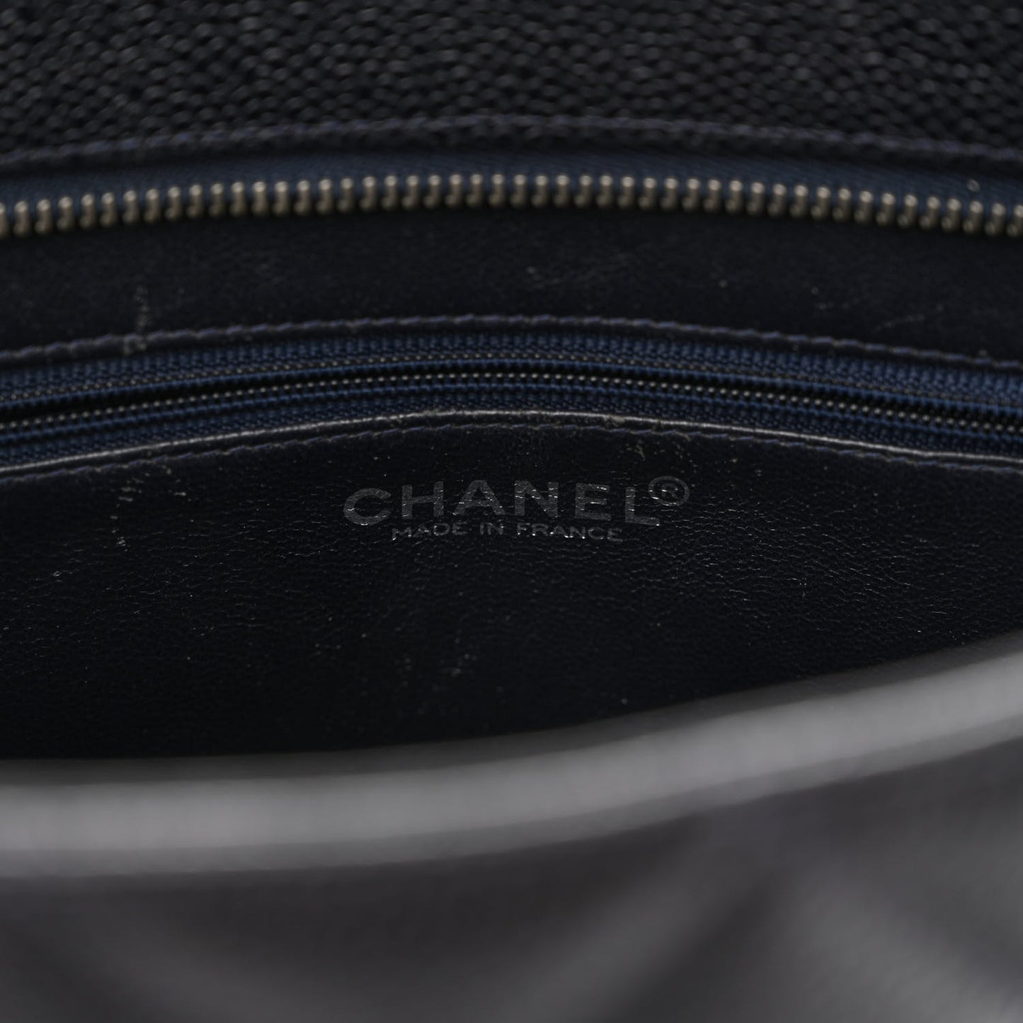 Caviar Quilted Medallion Tote Navy