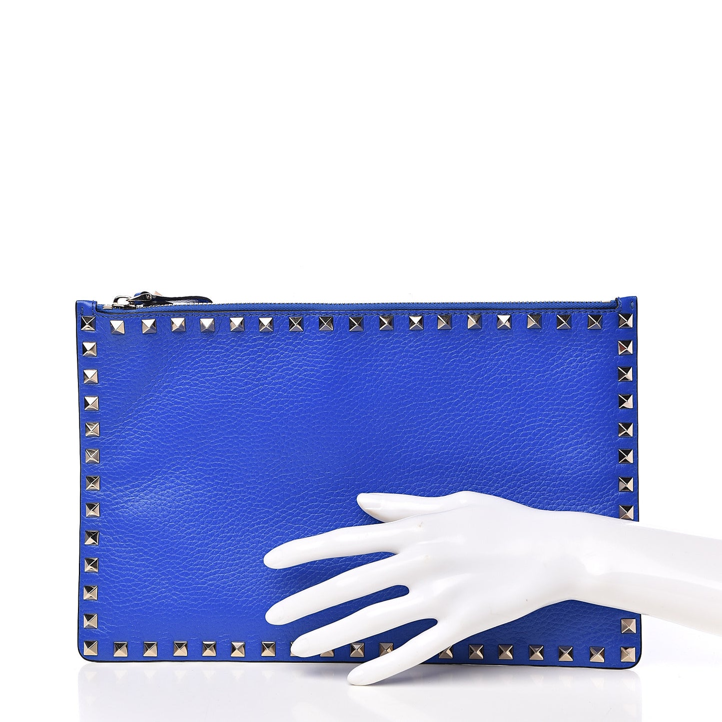 Pebbled Calfskin Large Rockstud Zip Pouch Acid Blue