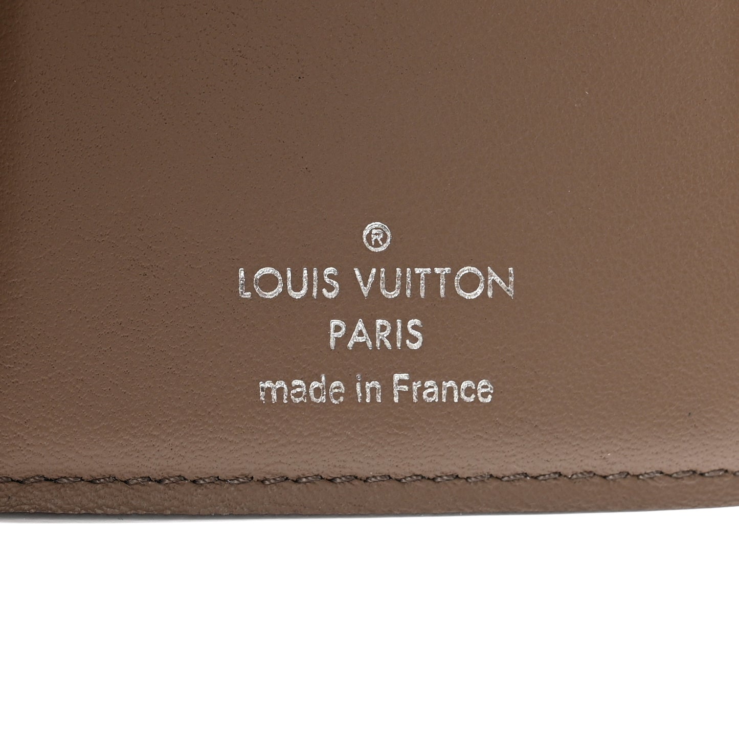 Taurillon Capucines Compact Wallet Magnolia