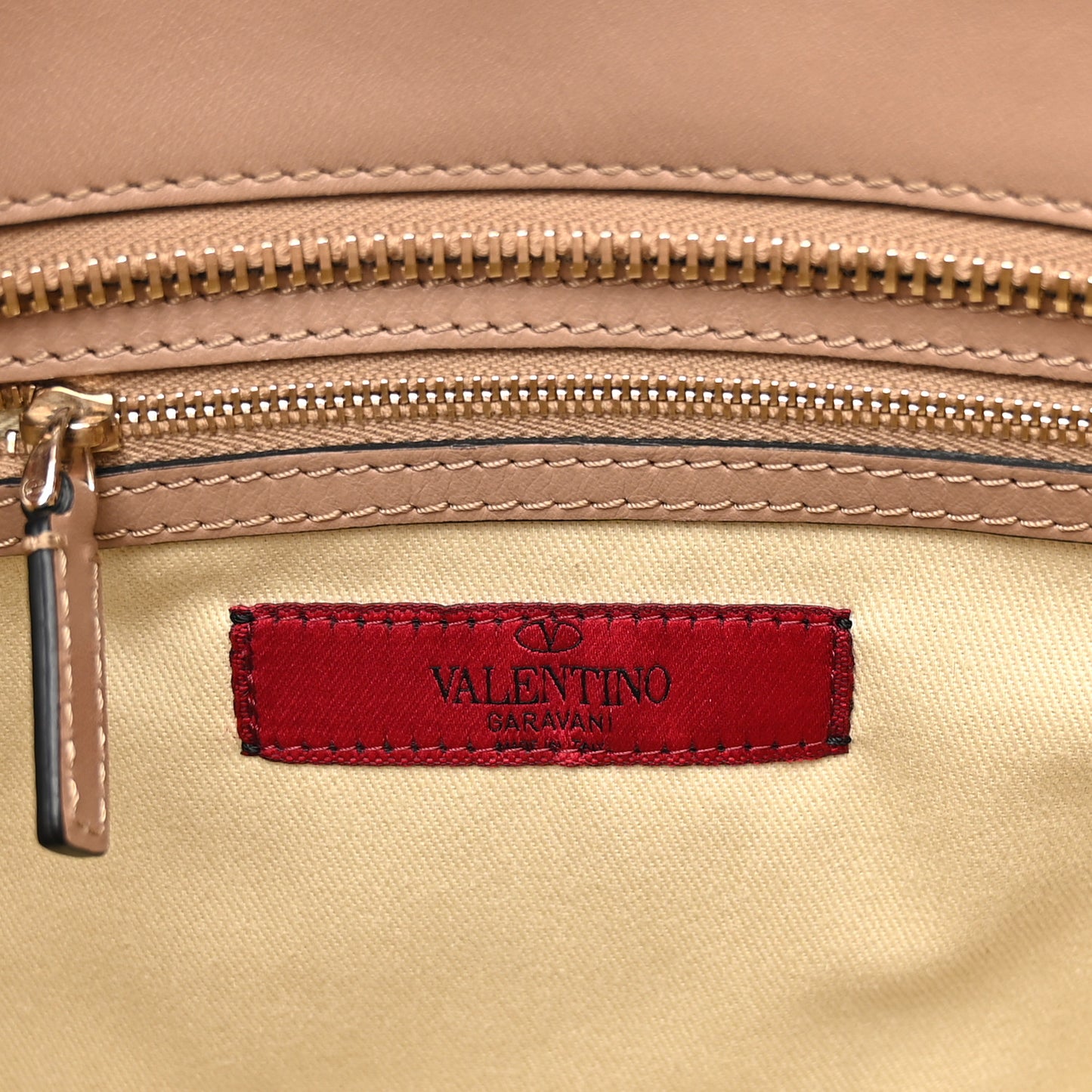 Vitello Rockstud Double Handle Tote Poudre