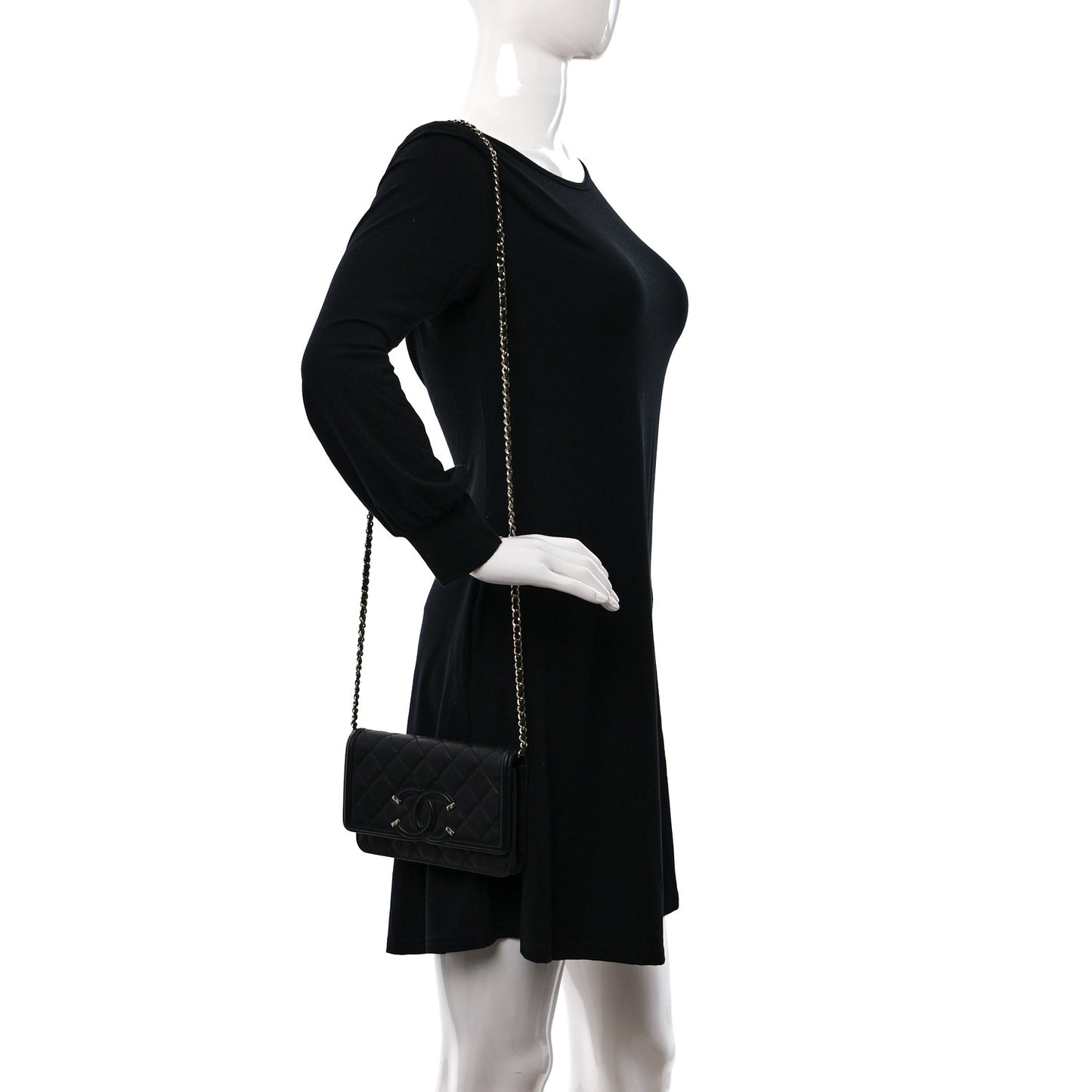 Caviar Quilted CC Filigree Wallet On Chain WOC Black