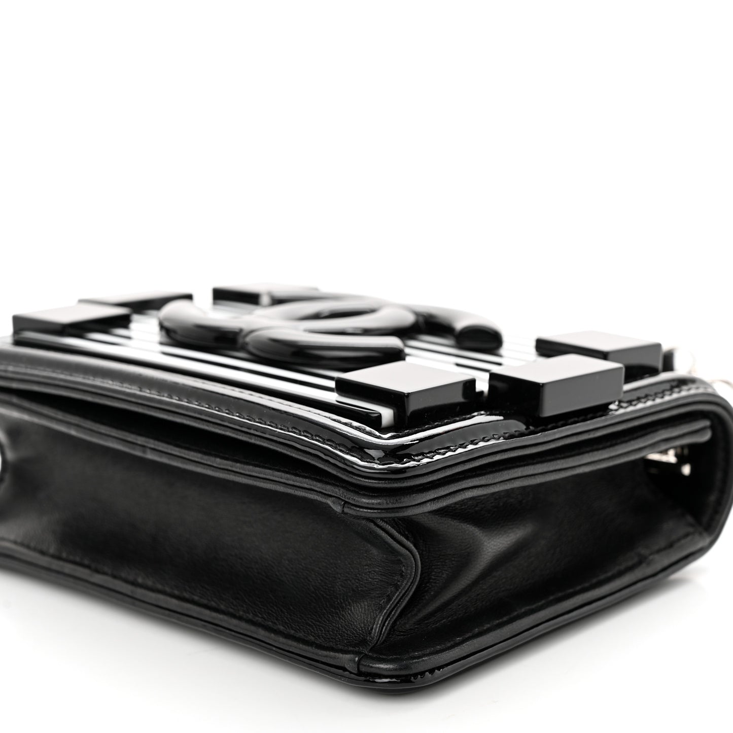 Plexiglass Patent Mini Striped Boy Brick Flap Black White