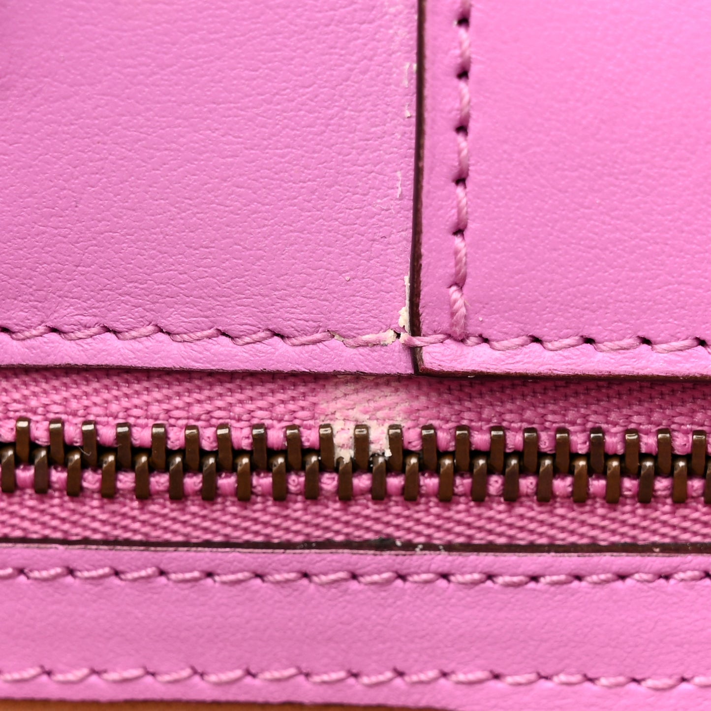 Calfskin Matelasse Small GG Marmont Tote Candy Mousse