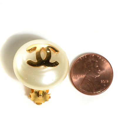 Chanel Pearl CC Clip On Earrings Gold 2 of 5
