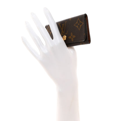 Louis Vuitton Monogram 4 Key Multicles Holder 2 of 8